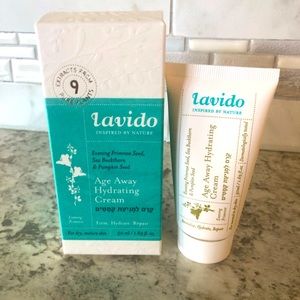 ☀️$8 special bundle price☀️ Lavido age away hydrating cream